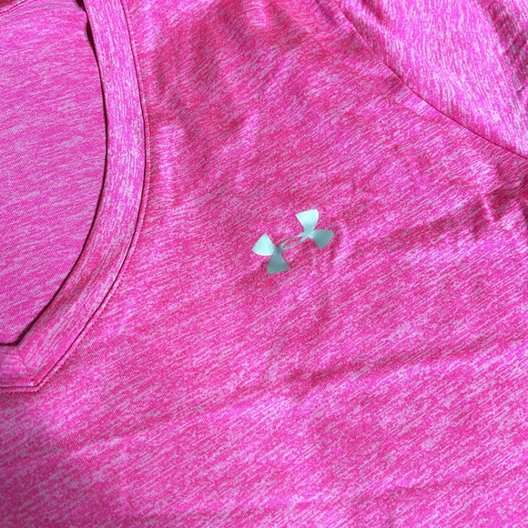 Under Armour Top - Picture 2 of 3